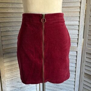 Corduroy Mini Skirt Women’s SZ LG in Deep Burgundy, Gold Hoop Zip Front, Retro